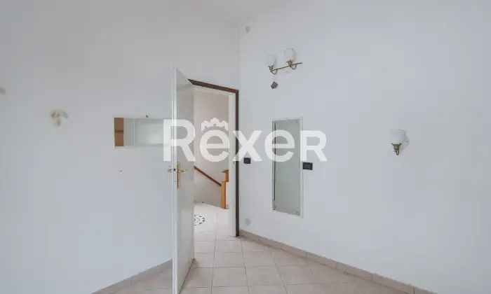 Rexer-Cervia-Palazzina-residenziale-composta-da-n-appartamenti-indipendenti-e-garage-Altro