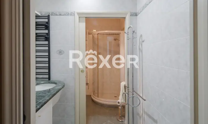 Rexer-Cervia-Palazzina-residenziale-composta-da-n-appartamenti-indipendenti-e-garage-Bagno