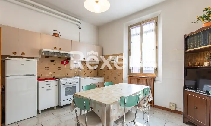 Rexer-bologna-Saffi-via-Emilia-Ponente-appartamento-con-cantina-e-posto-auto-Altro