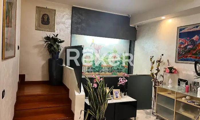 Rexer-Roma-Ardeatina-prestigiosa-villa-Unifamiliare-con-piscina-Altro