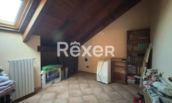 Rexer-Alessandria-Casa-indipendente-completamente-ristrutturata-con-box-e-cortile-Altro