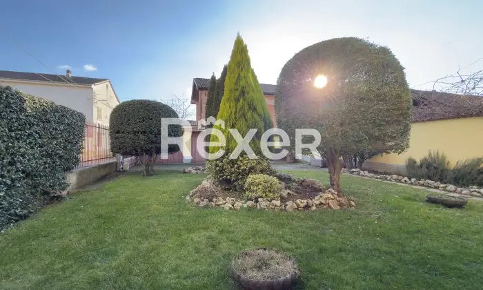 Rexer-Alessandria-Casa-indipendente-completamente-ristrutturata-con-box-e-cortile-Altro