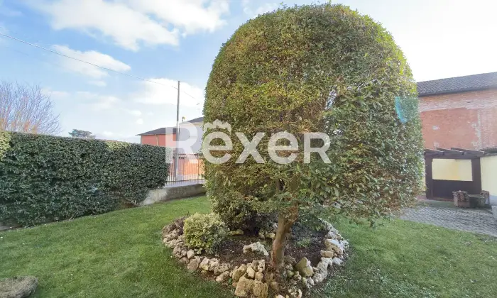 Rexer-Alessandria-Casa-indipendente-completamente-ristrutturata-con-box-e-cortile-Altro