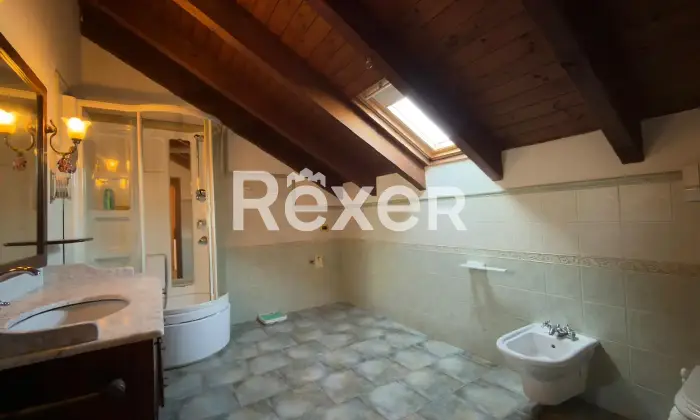 Rexer-Alessandria-Casa-indipendente-completamente-ristrutturata-con-box-e-cortile-Altro