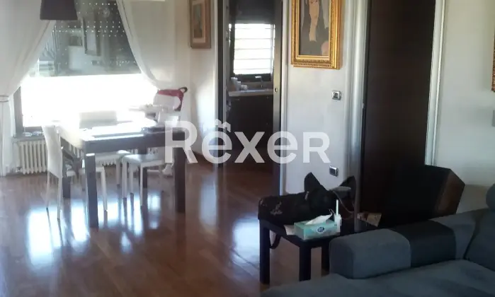 Rexer-Foggia-Villetta-trifamiliare-in-vendita-in-Via-del-Mare-a-Foggia-Salone