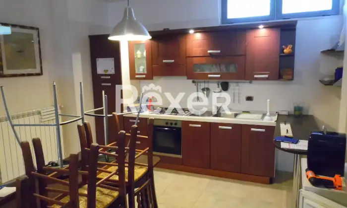 Rexer-Foggia-Villetta-trifamiliare-in-vendita-in-Via-del-Mare-a-Foggia-Taverna