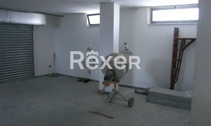 Rexer-Foggia-Villetta-trifamiliare-in-vendita-in-Via-del-Mare-a-Foggia-Box