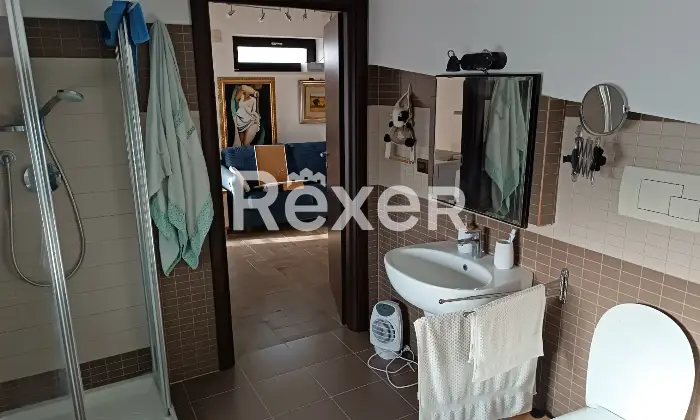 Rexer-Foggia-Villetta-trifamiliare-in-vendita-in-Via-del-Mare-a-Foggia-Bagno