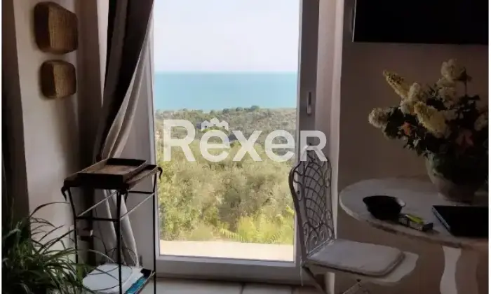 Rexer-Vico-del-Gargano-Masseria-in-vendita-in-Contrada-Particchiano-a-Vico-del-Gargano-Altro