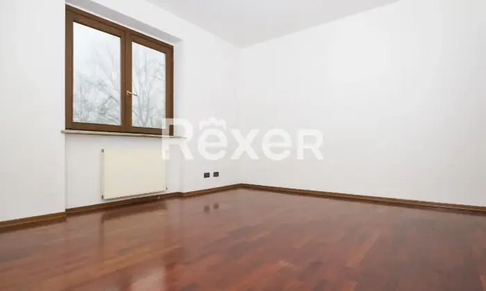 Rexer-Chieri-Appartamento-del-con-box-auto-Altro