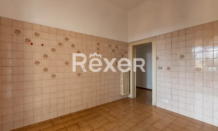 Rexer-Bologna-Zona-Massarenti-Appartamento-con-cantina-e-soffitta-Altro