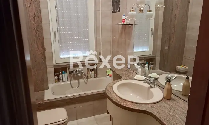 Rexer-Foggia-Appartamento-Vle-Michelangelo-Bagno