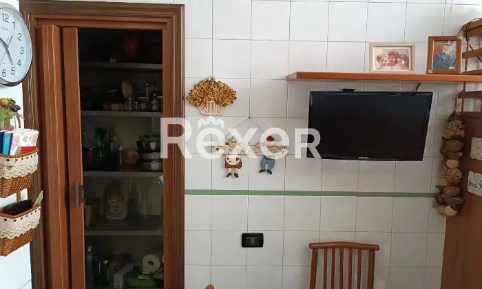 Rexer-Foggia-Appartamento-Vle-Michelangelo-Ripostiglio