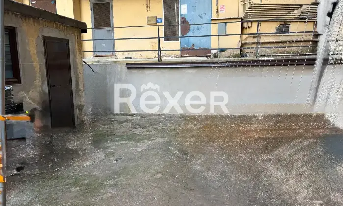 Rexer-Roma-Box-auto-ristrutturato-Altro