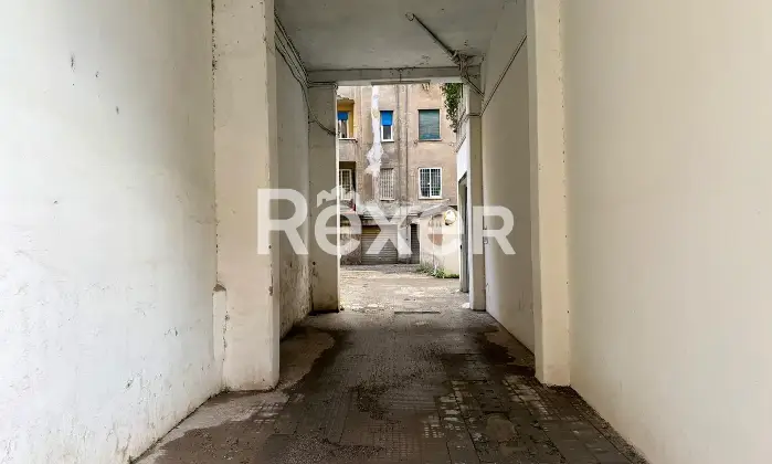 Rexer-Roma-Box-auto-ristrutturato-Altro