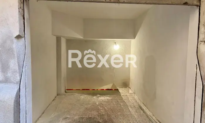 Rexer-Roma-Box-auto-ristrutturato-Altro