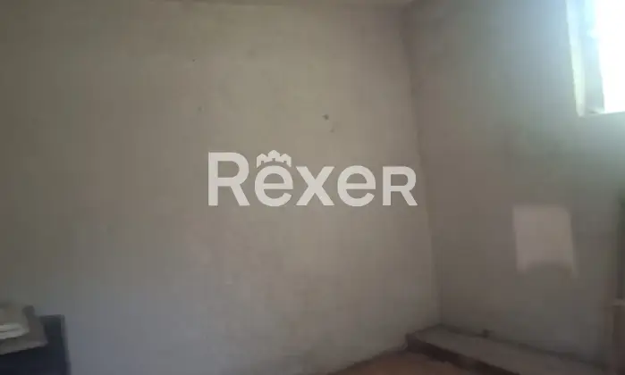 Rexer-Pontepetri-Immobile-commerciale-in-vendita-in-Via-Pozzo-Verde-a-Pontepetri-Altro