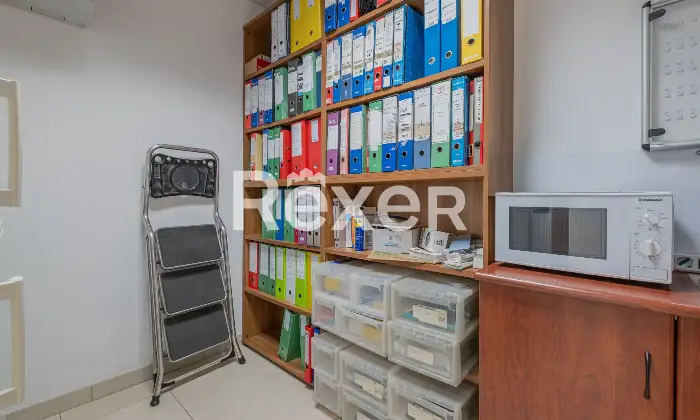 Rexer-Roma-Ufficio-di-ampia-metratura-Altro