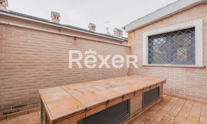 Rexer-Roma-Ufficio-di-ampia-metratura-Altro