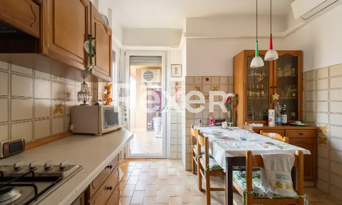 Rexer-Desio-Appartamento-con-cantina-e-box-auto-Altro