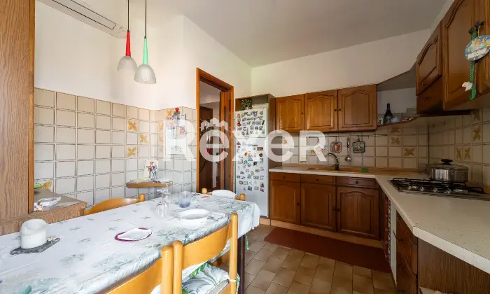 Rexer-Desio-Appartamento-con-cantina-e-box-auto-Altro