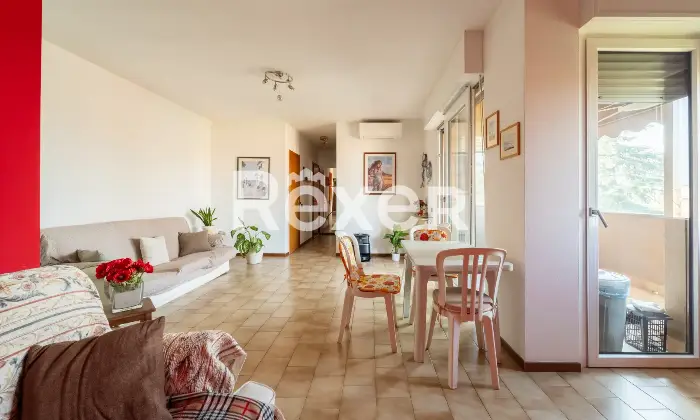 Rexer-Desio-Appartamento-con-cantina-e-box-auto-Altro