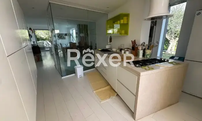 Rexer-Otranto-Villa-in-vendita-in-Via-Rita-Levi-Montalcini-Otranto-Cucina