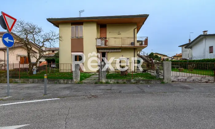 Rexer-Maerne-Appartamento-piano-terra-con-scoperto-Altro