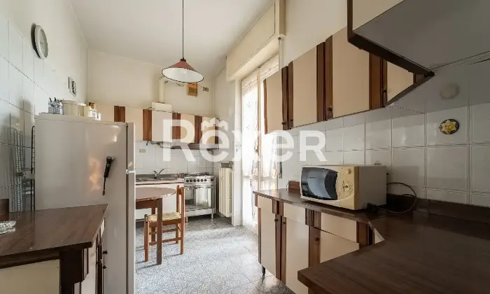 Rexer-Milano-Trilocale-al-piano-rialzato-Altro