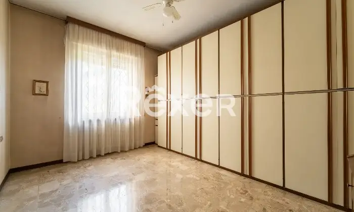 Rexer-Milano-Trilocale-al-piano-rialzato-Altro