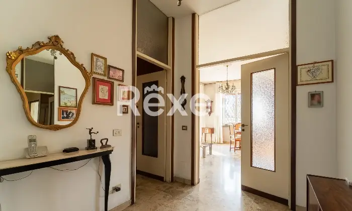 Rexer-Milano-Trilocale-al-piano-rialzato-Altro