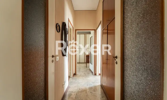 Rexer-Milano-Trilocale-al-piano-rialzato-Altro