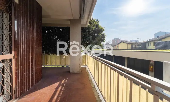 Rexer-Milano-Trilocale-al-piano-rialzato-Altro