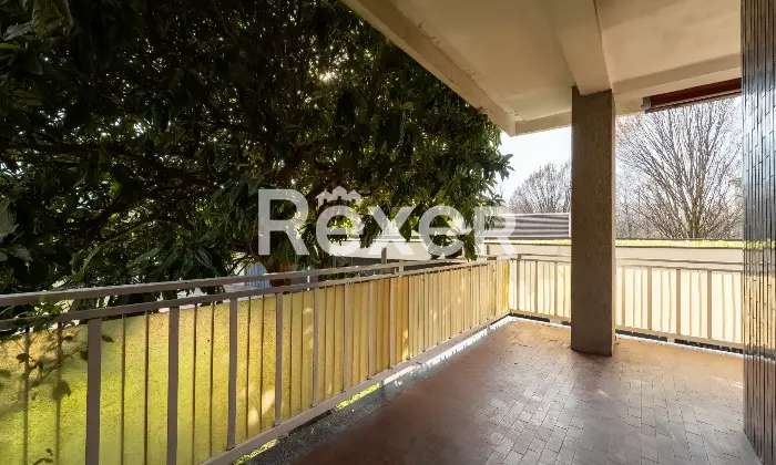 Rexer-Milano-Trilocale-al-piano-rialzato-Altro