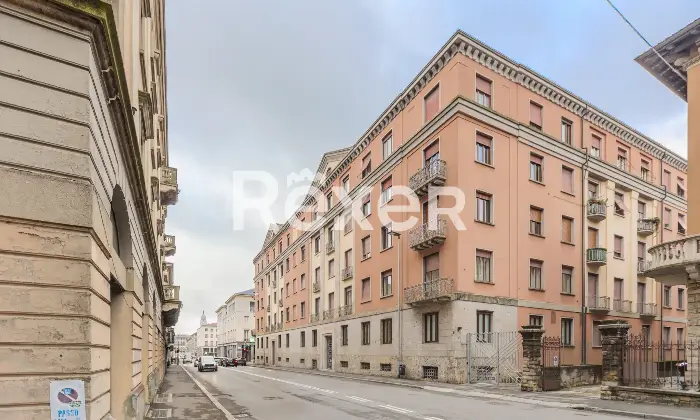 Rexer-Bergamo-Ufficio-di-pregio-con-box-cantina-e-solaio-Altro