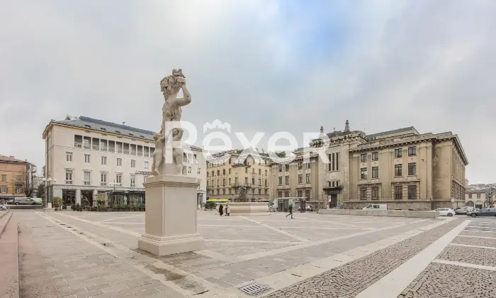 Rexer-Bergamo-Ufficio-di-pregio-con-box-cantina-e-solaio-Altro