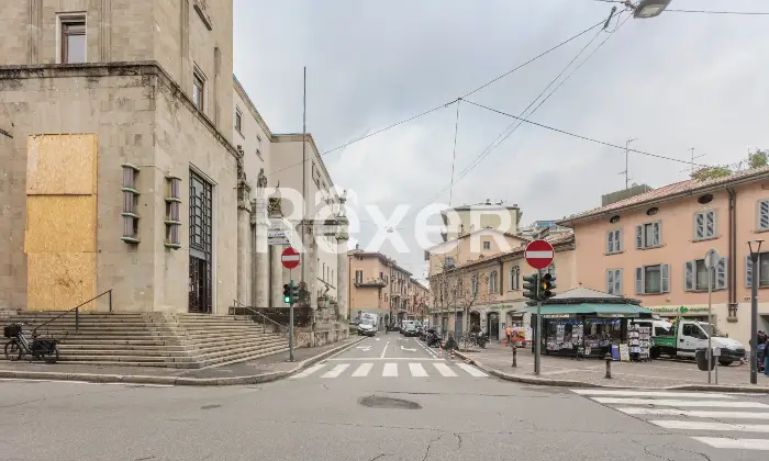 Rexer-Bergamo-Ufficio-di-pregio-con-box-cantina-e-solaio-Altro