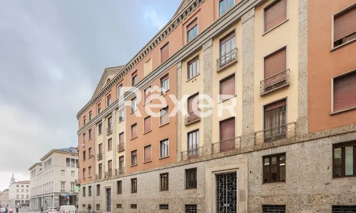 Rexer-Bergamo-Ufficio-di-pregio-con-box-cantina-e-solaio-Altro