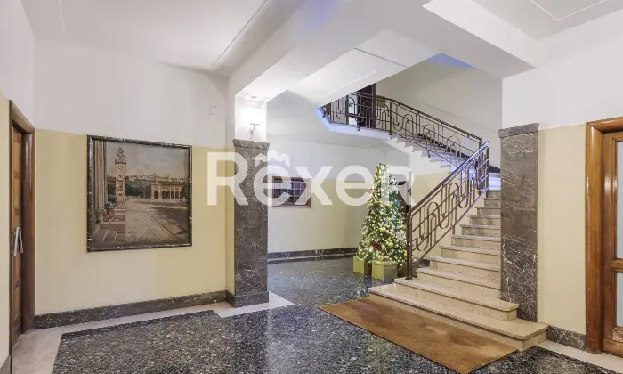 Rexer-Bergamo-Ufficio-di-pregio-con-box-cantina-e-solaio-Altro