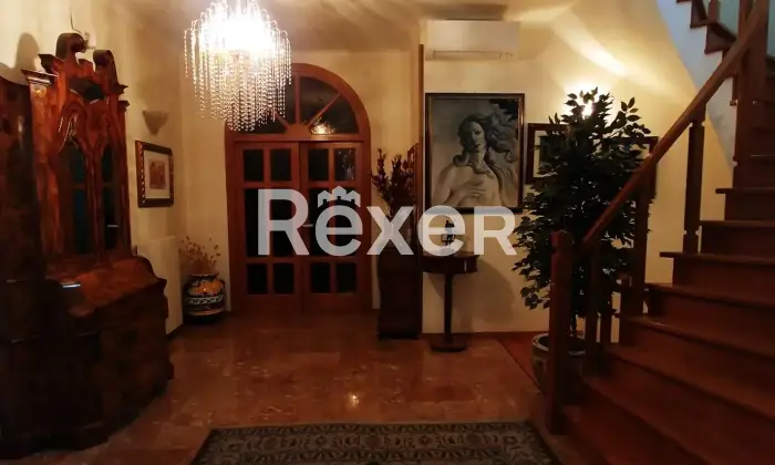 Rexer-Poggio-Imperiale-Villa-in-vendita-in-Via-Caduti-di-Tutte-le-Guerre-Poggio-Imperiale-Altro