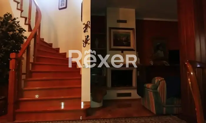 Rexer-Poggio-Imperiale-Villa-in-vendita-in-Via-Caduti-di-Tutte-le-Guerre-Poggio-Imperiale-Altro