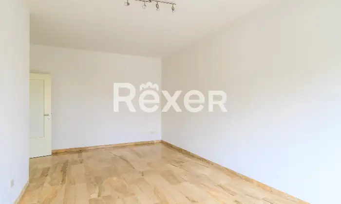 Rexer-Padova-Appartamento-ristrutturato-con-terrazza-e-garage-Altro