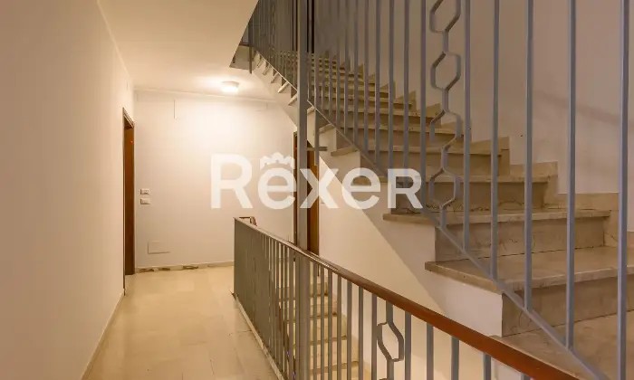 Rexer-Padova-Appartamento-ristrutturato-con-terrazza-e-garage-Altro