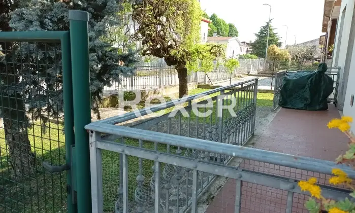 Rexer-Casalmoro-Villetta-singola-in-vendita-in-Via-Don-Luigi-Sturzo-a-Casalmoro-Altro