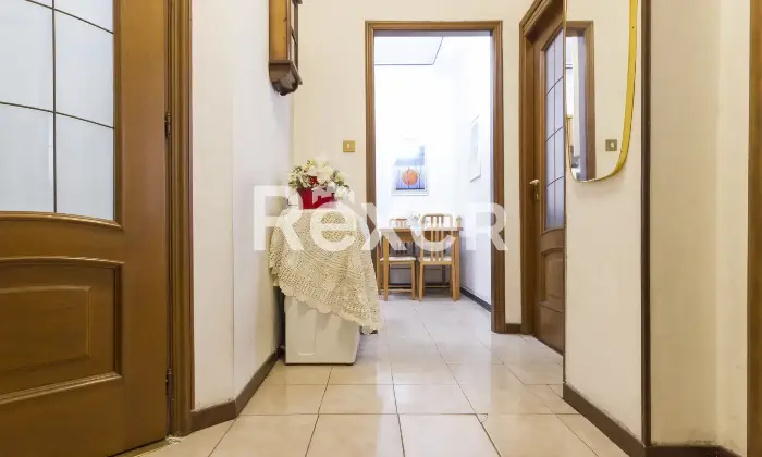 Rexer-Torino-TRILOCALE-CON-ASCENSORE-Altro