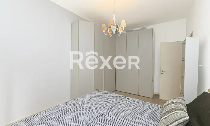 Rexer-Genova-Luminoso-trilocale-con-spazio-esterno-Altro