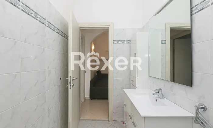 Rexer-Genova-Luminoso-appartamento-con-spazio-esterno-Altro