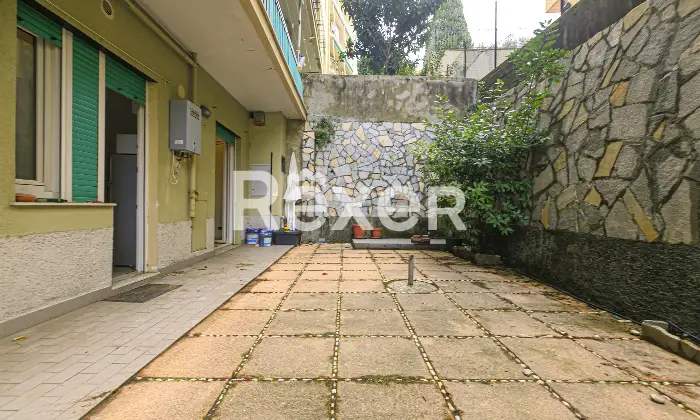 Rexer-Genova-Luminoso-appartamento-con-spazio-esterno-Altro