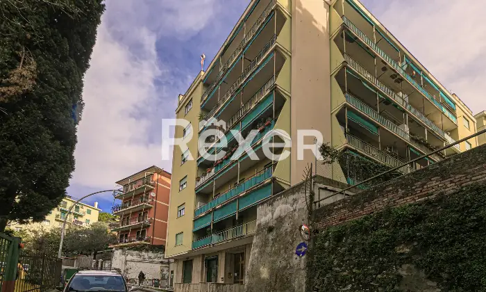 Rexer-Genova-Luminoso-trilocale-con-spazio-esterno-Altro