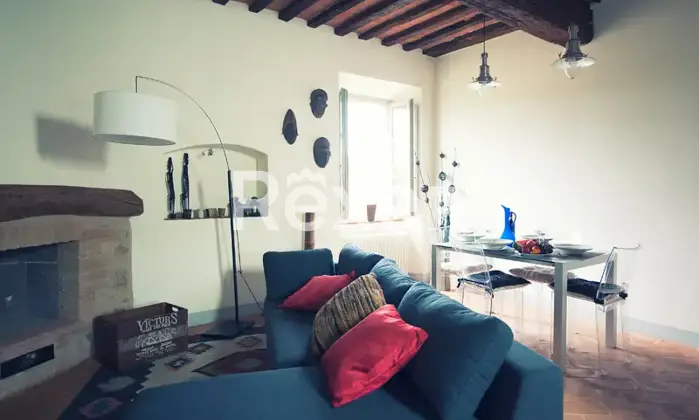 Rexer-Monteriggioni-appartamento-arredato-in-ex-convento-nel-cuore-della-toscana-Salone